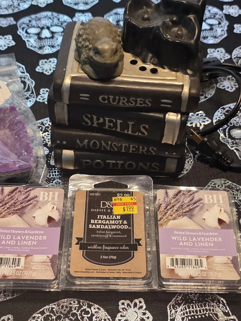 Witchy Spell Books Wax Warmer With Wax Melts & Silicone Molds